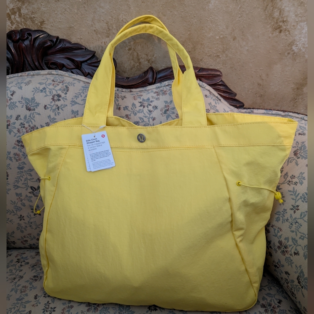 Lululemon Side-Cinch Shopper Tote Bag in Bright Yellow Durable Easy To Clean NWT - Picture 3 of 16